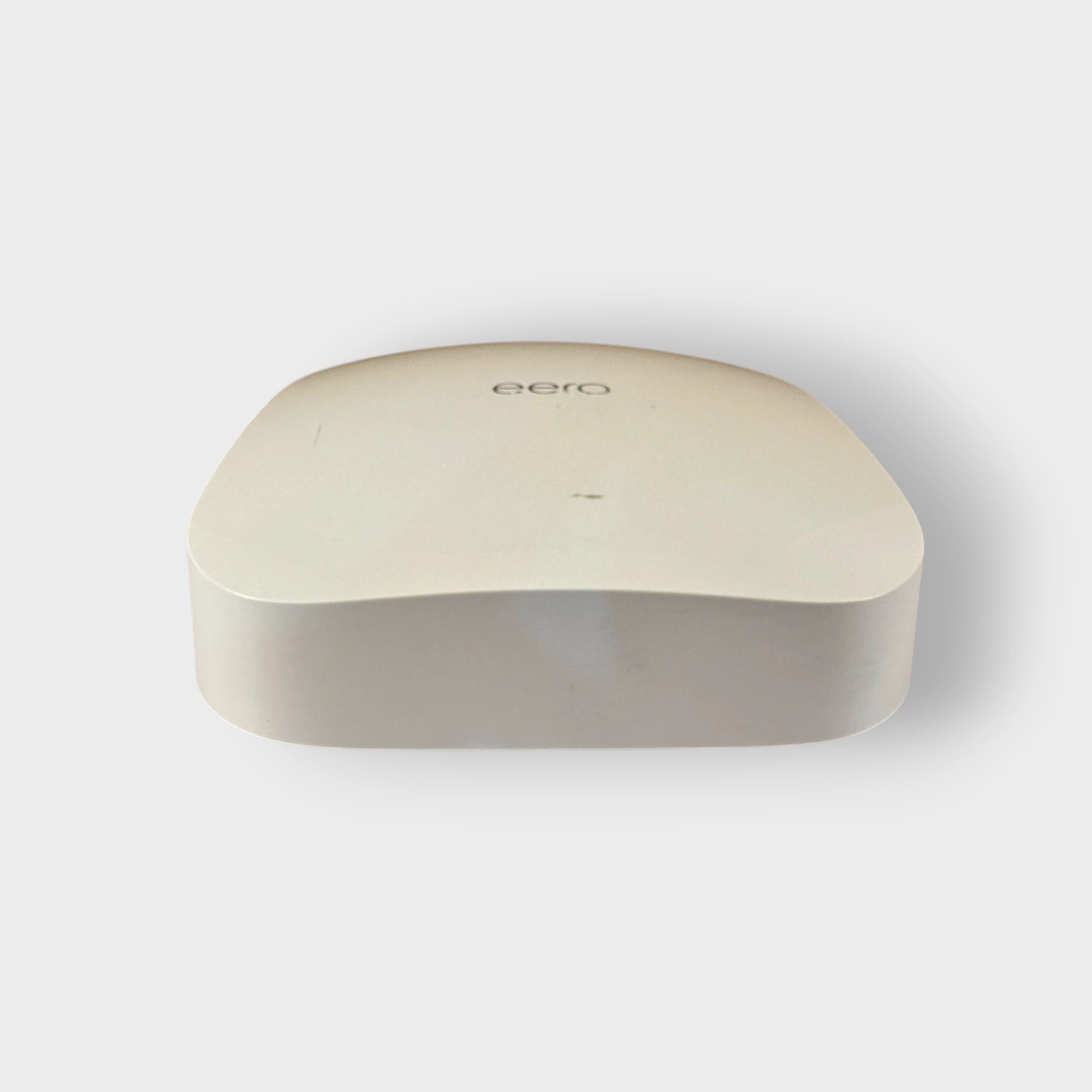 Eero Pro 6 – Tri-Band Mesh WiFi 6 System